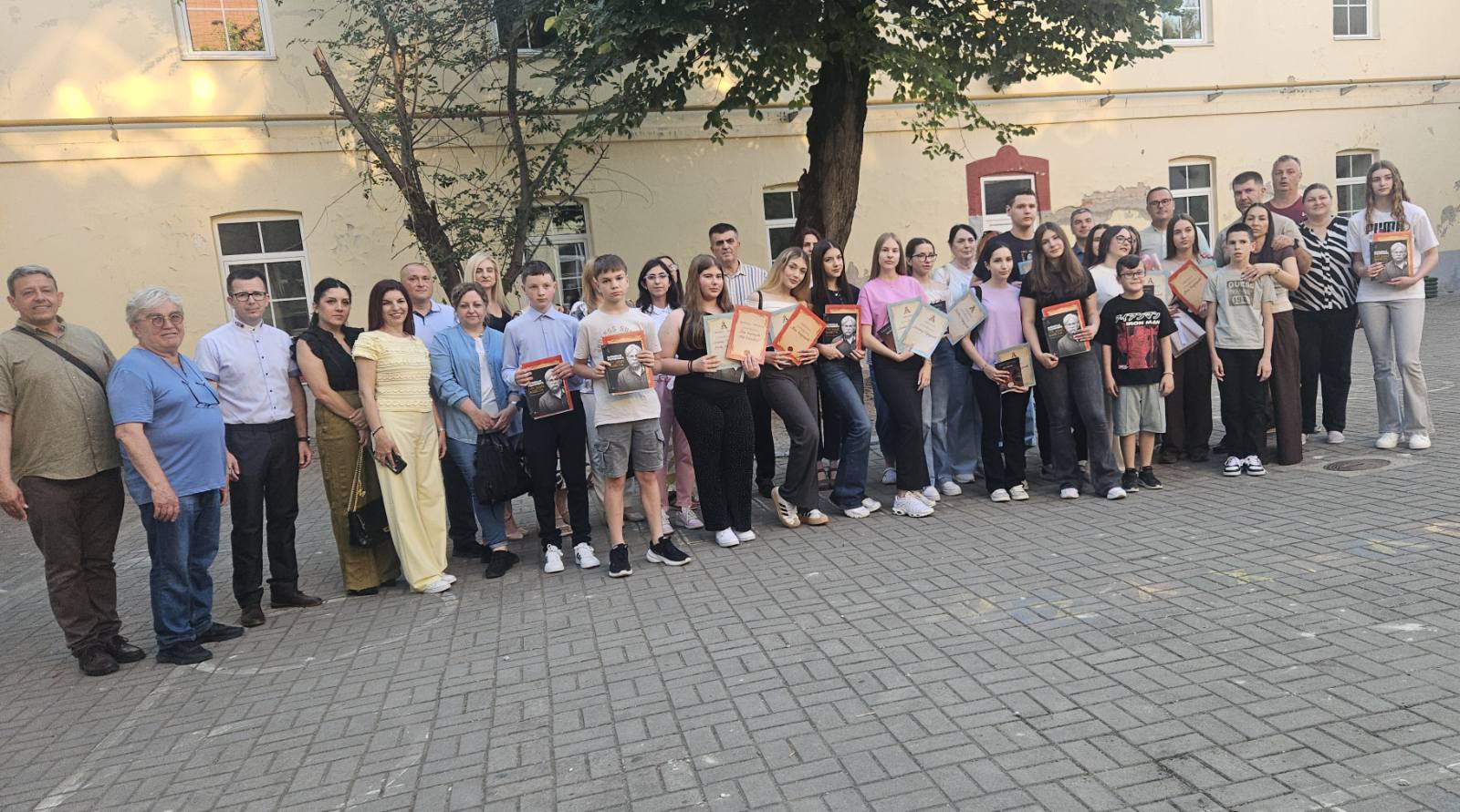 ПРИЈЕМ ВУКОВАЦА И УЧЕНИКА ГЕНЕРАЦИЈЕ (32)