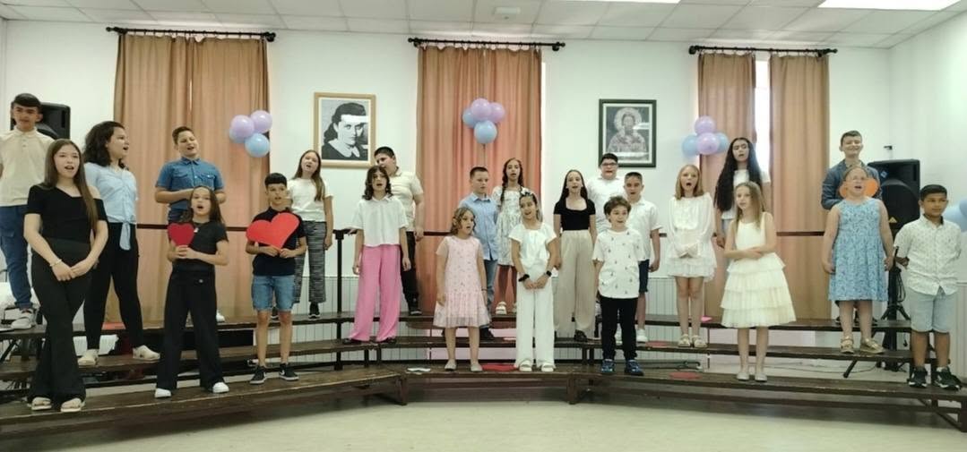 приредбе на крају школске године (22)