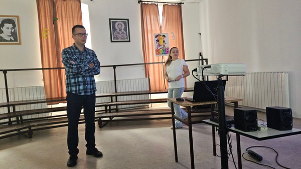 Безбедност деце и младих у дигиталном окружењу (7)
