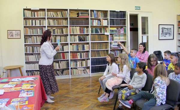 Посета Градској библиотеци у оквиру Дечје недеље (2)