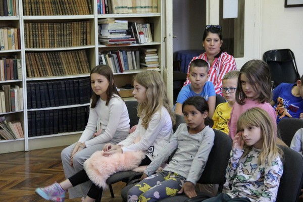 Посета Градској библиотеци у оквиру Дечје недеље (5)