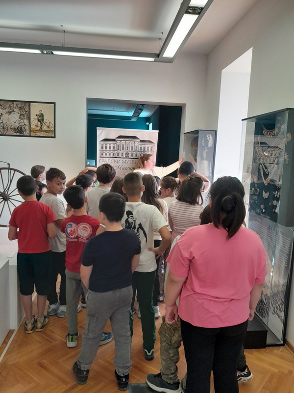 ТРЕЋАЦИ И МОДА НАШИХ ПРЕДАКА (15)