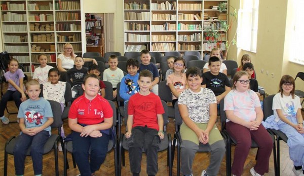 ТРЕЋАЦИ У СВЕТУ КЊИГА (6)