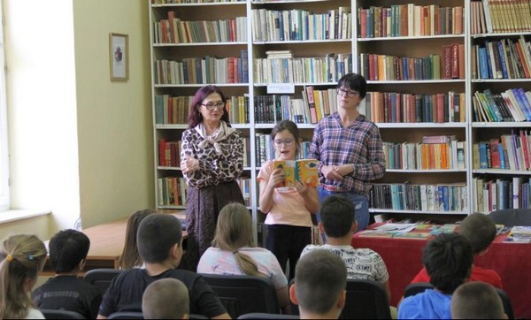 ТРЕЋАЦИ У СВЕТУ КЊИГА (7)